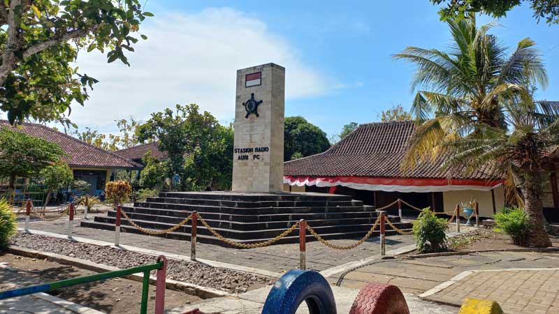 monumen